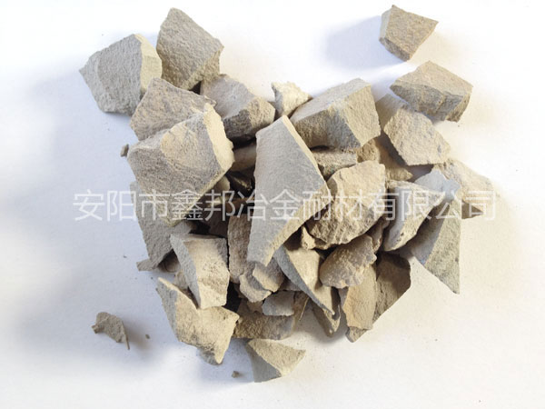 在炮泥中加入氮化硅鐵有什么作用呢？